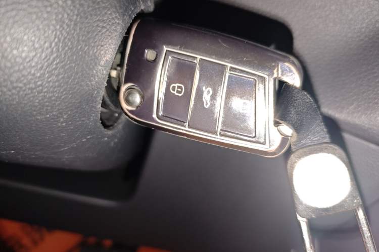 Used Volkswagen T-Cross 2019 1.5L Automatic Comfort Edition Vehicle Key