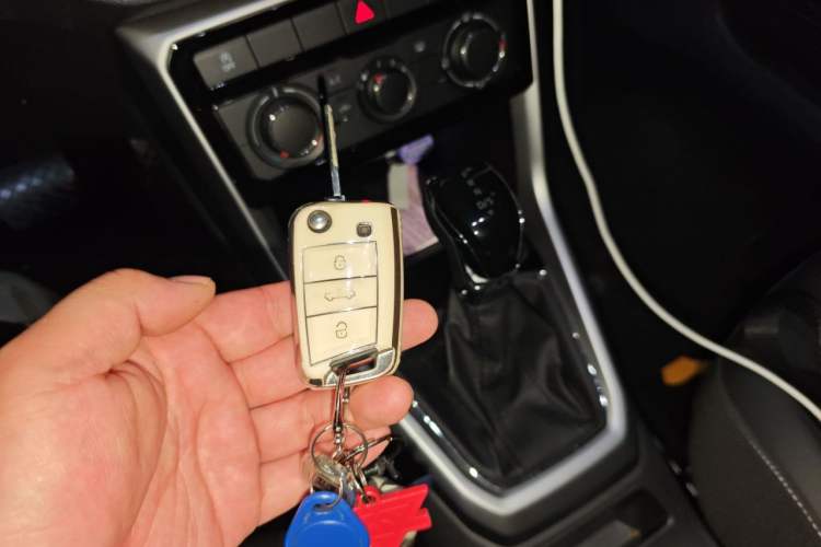 Used Volkswagen T-Cross 2019 280TSI DSG Comfort Edition Vehicle Key