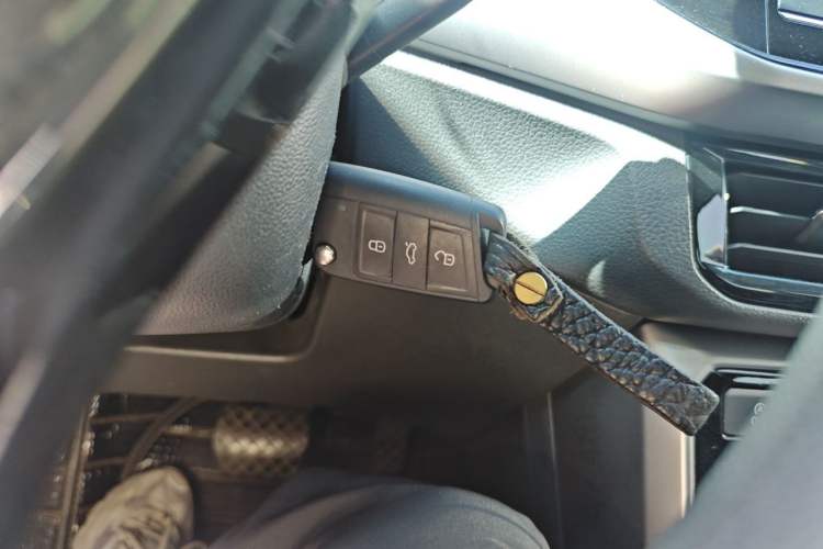 Used Volkswagen T-Cross 2019 280TSI DSG Comfort Edition Vehicle Key