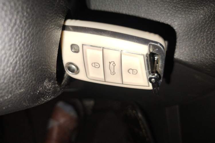 Used Volkswagen T-Cross 2019 280TSI DSG Comfort Edition Vehicle Key