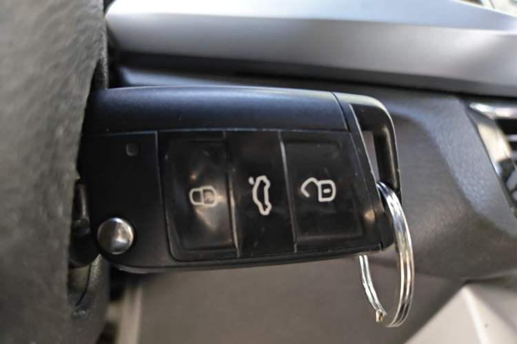 Used Volkswagen T-Cross 2019 1.5L Automatic Comfort Edition Vehicle Key