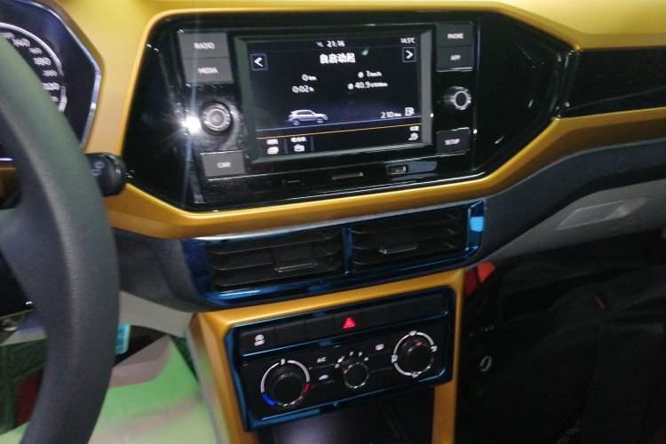 Used Volkswagen T-Cross 2019 1.5L Automatic Comfort Edition Audio And AC Panel