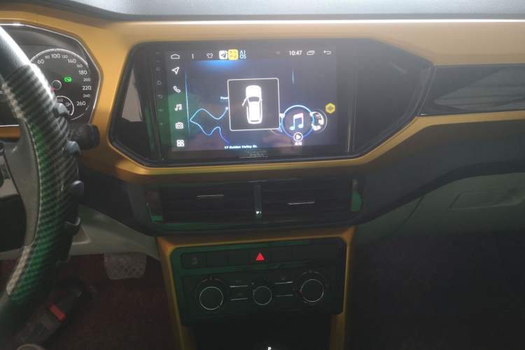 Used Volkswagen T-Cross 2019 1.5L Automatic Comfort Edition Audio And AC Panel