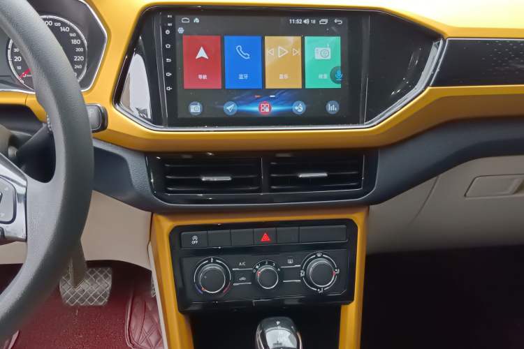 Used Volkswagen T-Cross 2019 1.5L Automatic Comfort Edition Audio And AC Panel