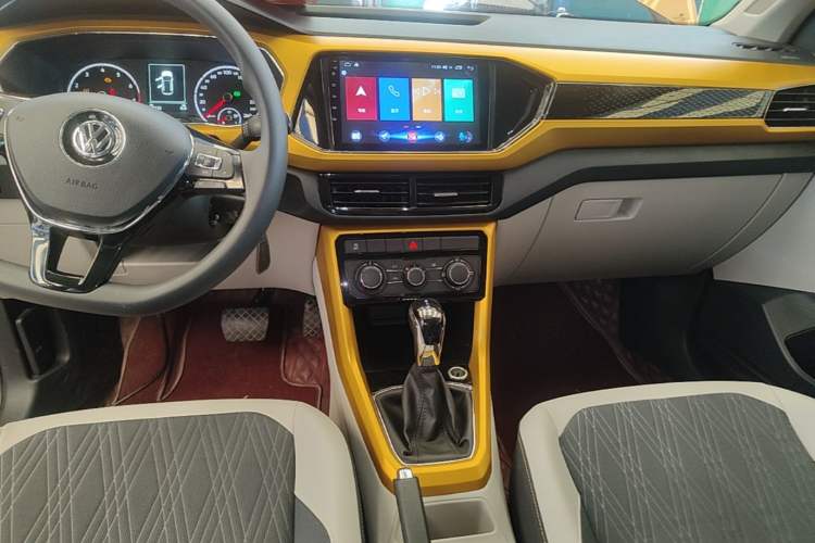 Used Volkswagen T-Cross 2019 1.5L Automatic Comfort Edition Audio And AC Panel