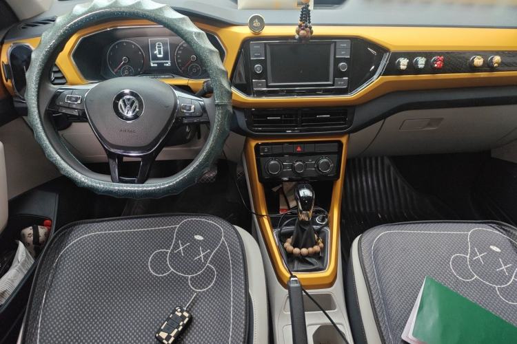 Used Volkswagen T-Cross 2019 280TSI DSG Comfort Edition Center Console