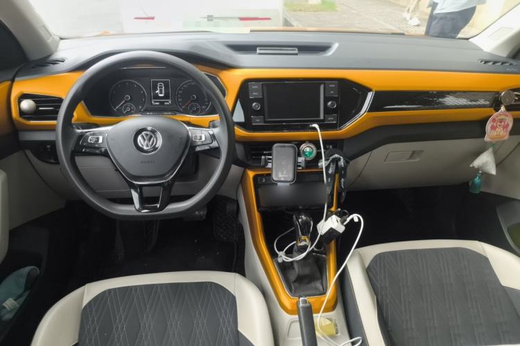 Used Volkswagen T-Cross 2019 280TSI DSG Comfort Edition Center Console