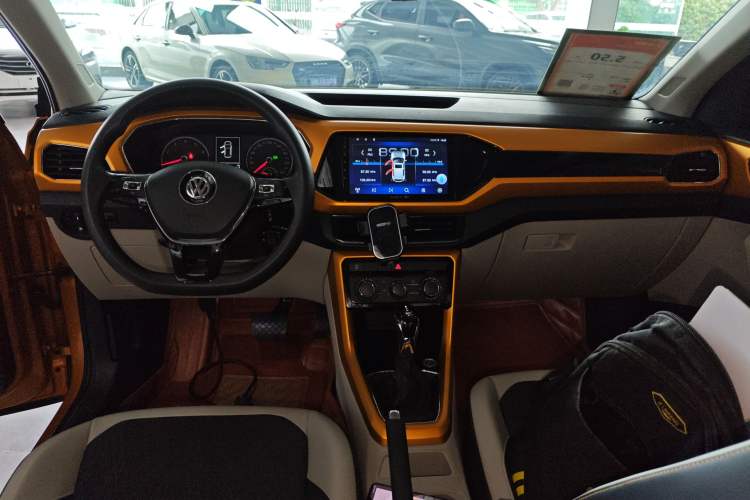Used Volkswagen T-Cross 2019 1.5L Automatic Comfort Edition Center Console