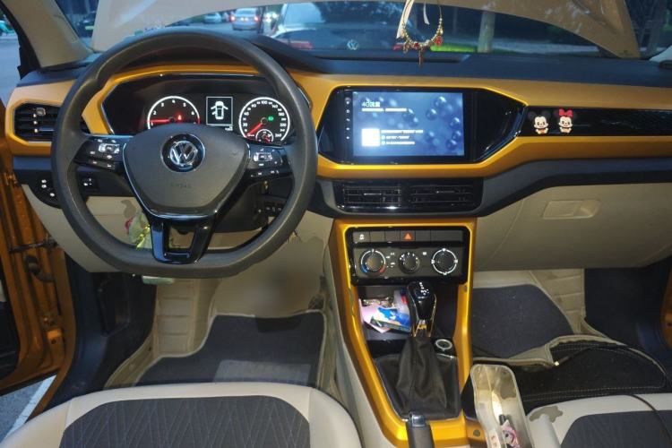 Used Volkswagen T-Cross 2019 280TSI DSG Comfort Edition Center Console