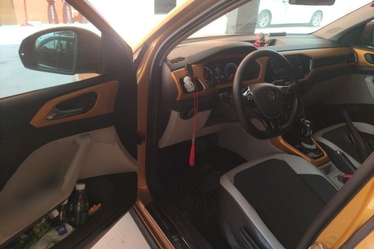 Used Volkswagen T-Cross 2019 1.5L Automatic Comfort Edition Driver Seat