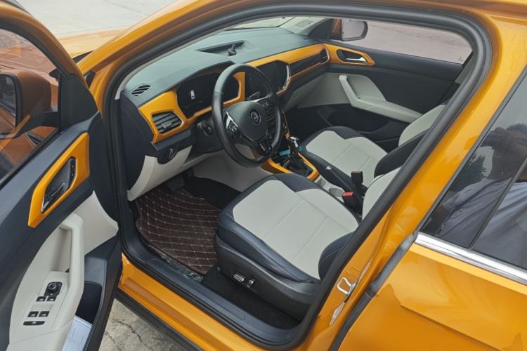Used Volkswagen T-Cross 2019 280TSI DSG Luxury Edition Driver Seat