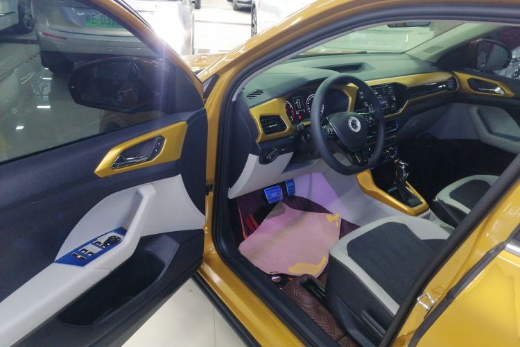 Used Volkswagen T-Cross 2019 1.5L Automatic Comfort Edition Driver Seat