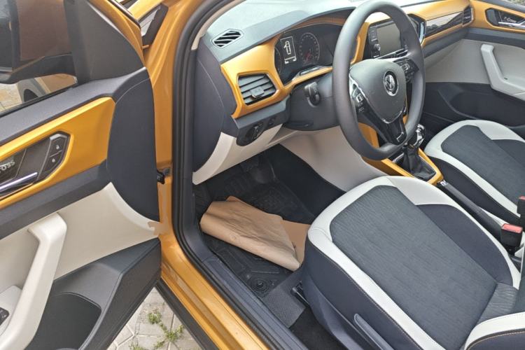 Used Volkswagen T-Cross 2019 280TSI DSG Comfort Edition Driver Seat