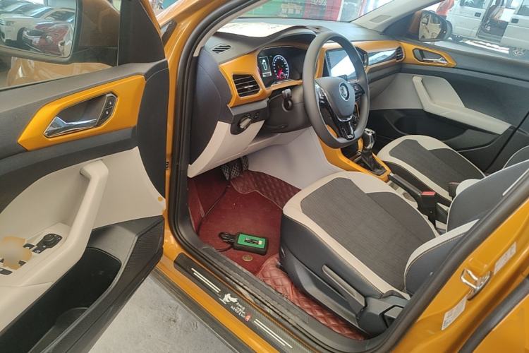 Used Volkswagen T-Cross 2019 1.5L Automatic Comfort Edition Driver Seat