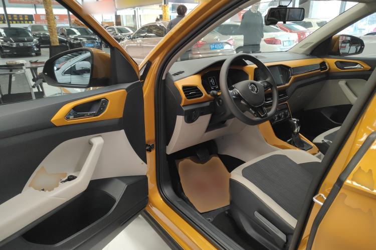 Used Volkswagen T-Cross 2019 280TSI DSG Comfort Edition Driver Seat