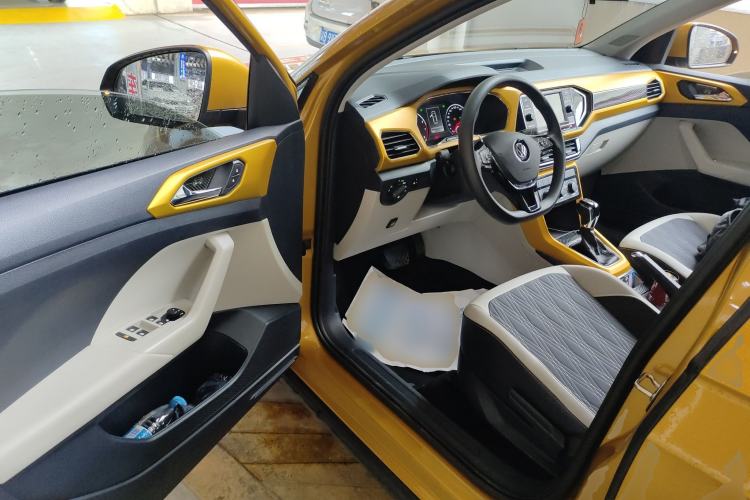 Used Volkswagen T-Cross 2019 280TSI DSG Comfort Edition Driver Seat