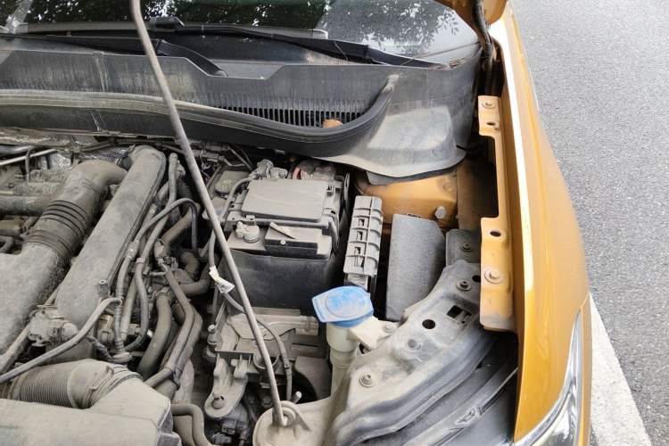 Used Volkswagen T-Cross 2019 280TSI DSG Comfort Edition Engine Bay Left