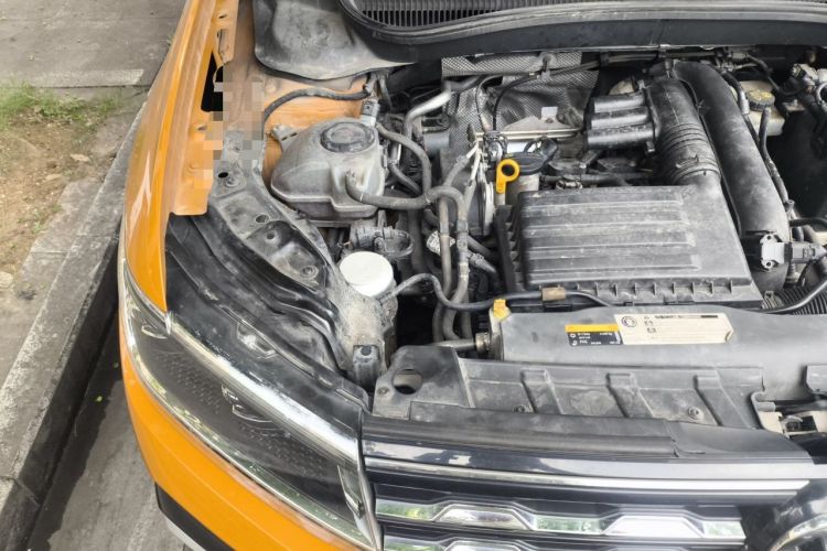 Used Volkswagen T-Cross 2019 280TSI DSG Comfort Edition Engine Bay Right