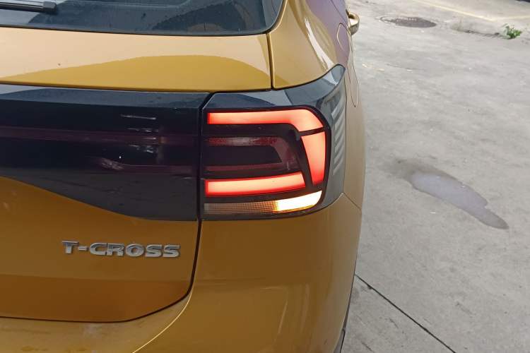 Used Volkswagen T-Cross 2019 1.5L Automatic Comfort Edition Exterior 6
