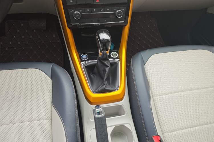 Used Volkswagen T-Cross 2019 280TSI DSG Luxury Edition Gear Lever