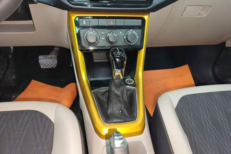 Used Volkswagen T-Cross 2019 1.5L Automatic Comfort Edition Gear Lever