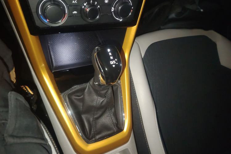 Used Volkswagen T-Cross 2019 280TSI DSG Comfort Edition Gear Lever