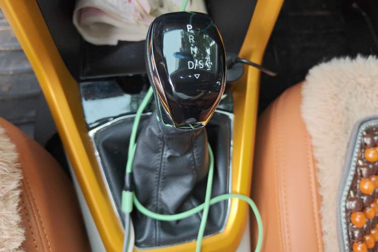 Used Volkswagen T-Cross 2019 1.5L Automatic Comfort Edition Gear Lever
