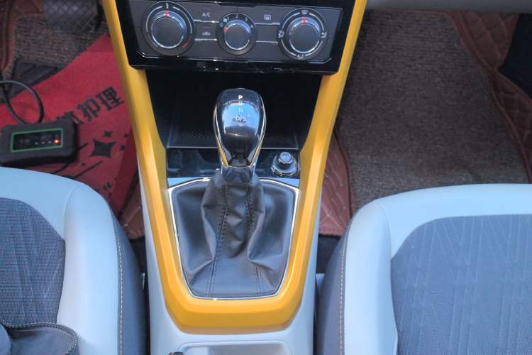 Used Volkswagen T-Cross 2019 1.5L Automatic Comfort Edition Gear Lever