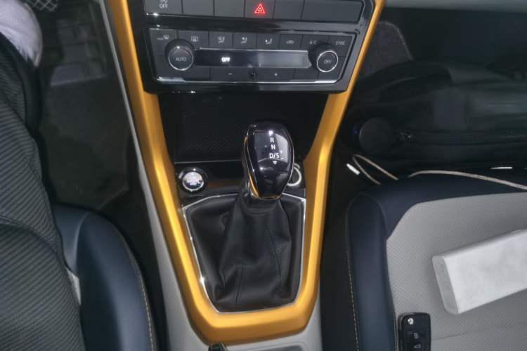 Used Volkswagen T-Cross 2019 280TSI DSG Luxury Edition Gear Lever