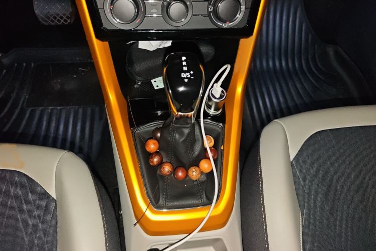 Used Volkswagen T-Cross 2019 280TSI DSG Comfort Edition Gear Lever