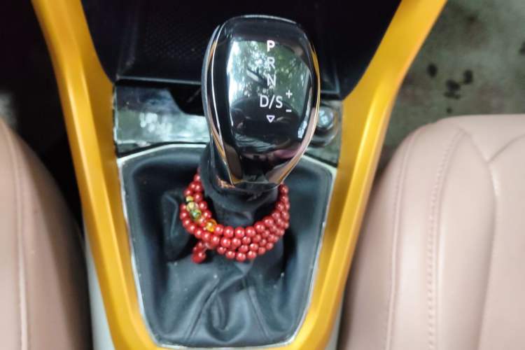 Used Volkswagen T-Cross 2019 280TSI DSG Comfort Edition Gear Lever