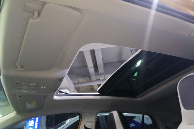 Used Volkswagen T-Cross 2019 1.5L Automatic Comfort Edition Headliner