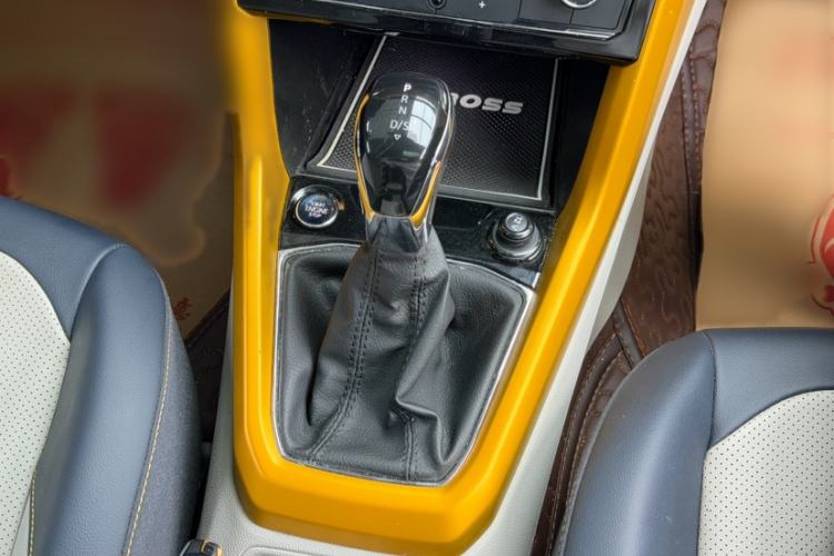 Used Volkswagen T-Cross 2019 280TSI DSG Luxury Edition Interior 10