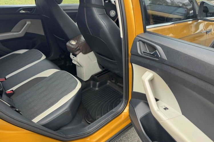 Used Volkswagen T-Cross 2019 280TSI DSG Comfort Edition Interior 11