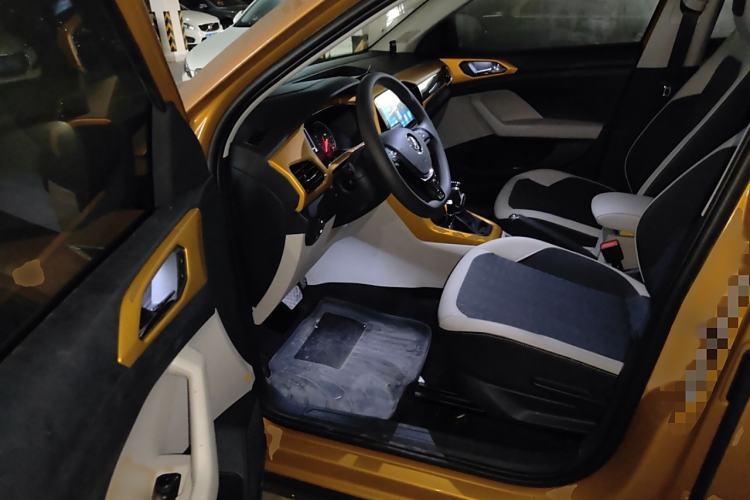 Used Volkswagen T-Cross 2019 1.5L Automatic Comfort Edition Interior 3
