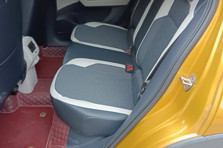 Used Volkswagen T-Cross 2019 1.5L Automatic Comfort Edition Interior 4