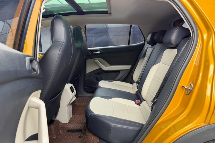 Used Volkswagen T-Cross 2019 280TSI DSG Luxury Edition Interior 5