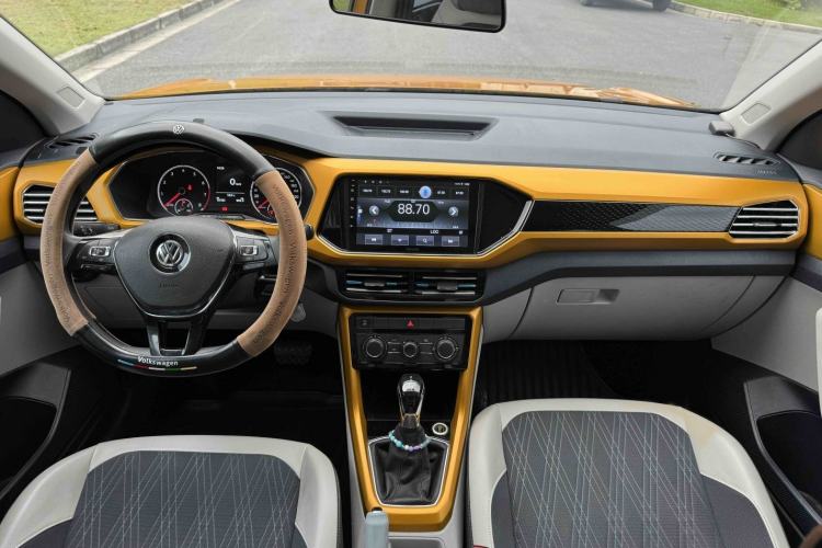 Used Volkswagen T-Cross 2019 280TSI DSG Comfort Edition Interior 7