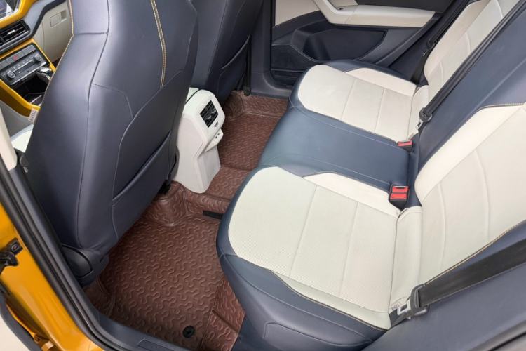 Used Volkswagen T-Cross 2019 280TSI DSG Luxury Edition Interior 7