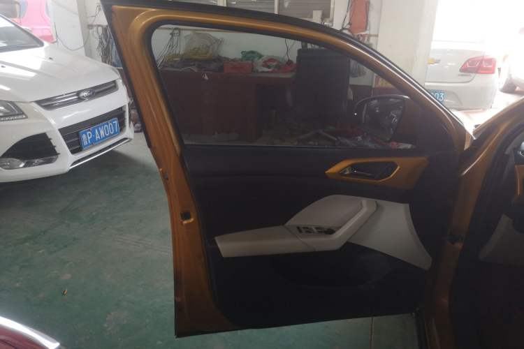 Used Volkswagen T-Cross 2019 1.5L Automatic Comfort Edition Left Front Door Interior