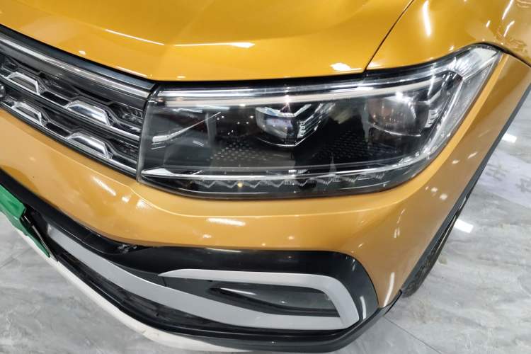 Used Volkswagen T-Cross 2019 1.5L Automatic Comfort Edition Left Front Headlight