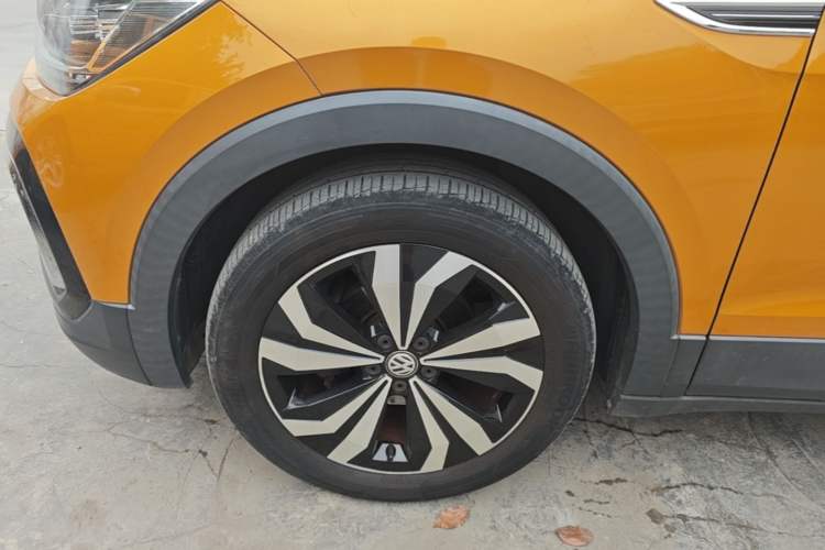 Used Volkswagen T-Cross 2019 280TSI DSG Luxury Edition Left Front Wheel Hub