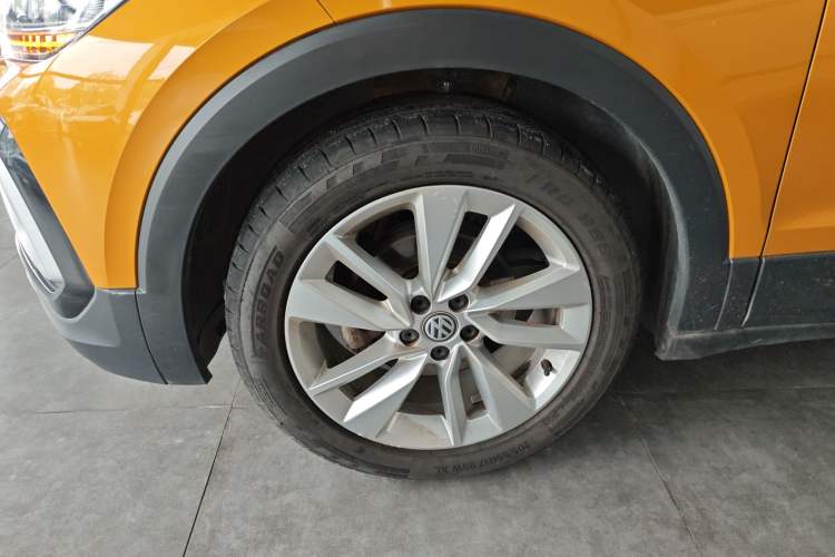 Used Volkswagen T-Cross 2019 1.5L Automatic Comfort Edition Left Front Wheel Hub