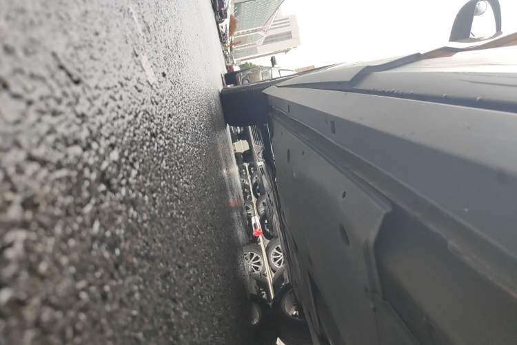 Used Volkswagen T-Cross 2019 1.5L Automatic Comfort Edition Left Side Sill