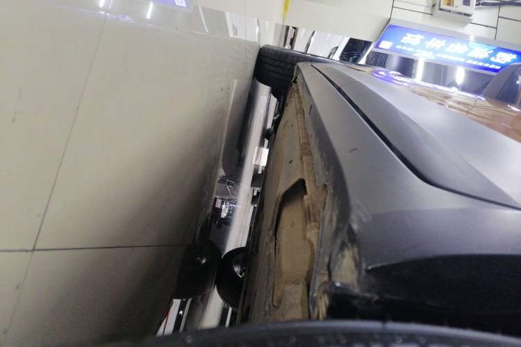 Used Volkswagen T-Cross 2019 1.5L Automatic Comfort Edition Left Side Sill