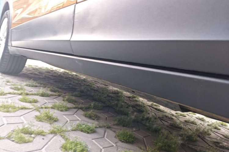 Used Volkswagen T-Cross 2019 280TSI DSG Comfort Edition Left Side Sill
