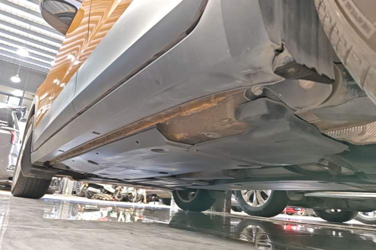 Used Volkswagen T-Cross 2019 280TSI DSG Comfort Edition Left Side Sill