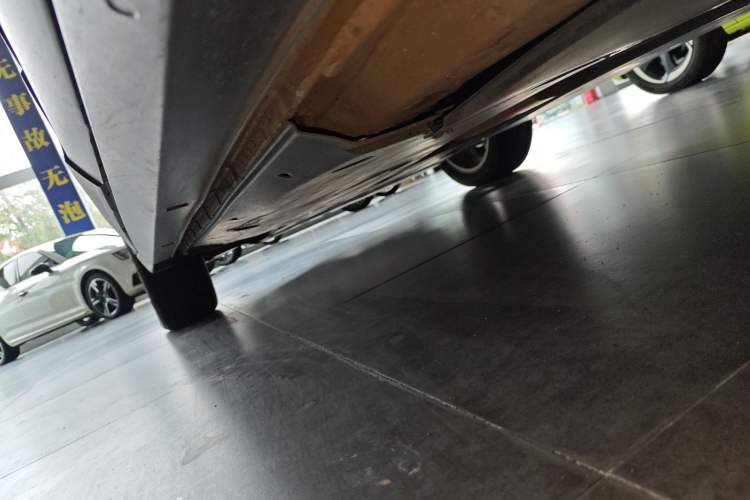 Used Volkswagen T-Cross 2019 1.5L Automatic Comfort Edition Left Side Sill