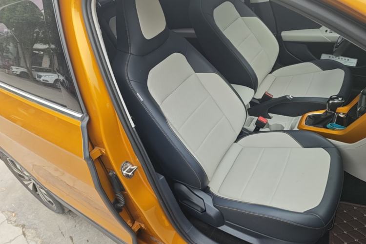 Used Volkswagen T-Cross 2019 280TSI DSG Luxury Edition Right Front Seat