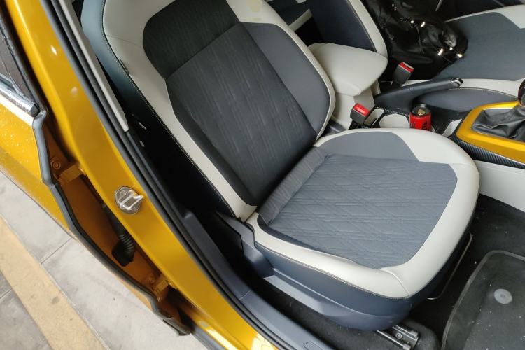 Used Volkswagen T-Cross 2019 280TSI DSG Comfort Edition Right Front Seat
